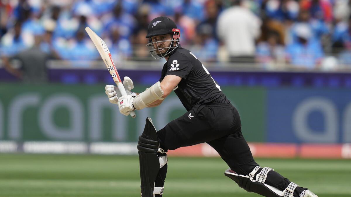 Why is Kane Williamson not fielding during IND vs NZ Champions Trophy 2025 final?